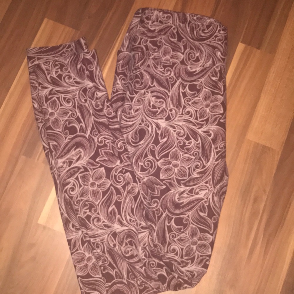 Lularoe leggings. Buttery soft!